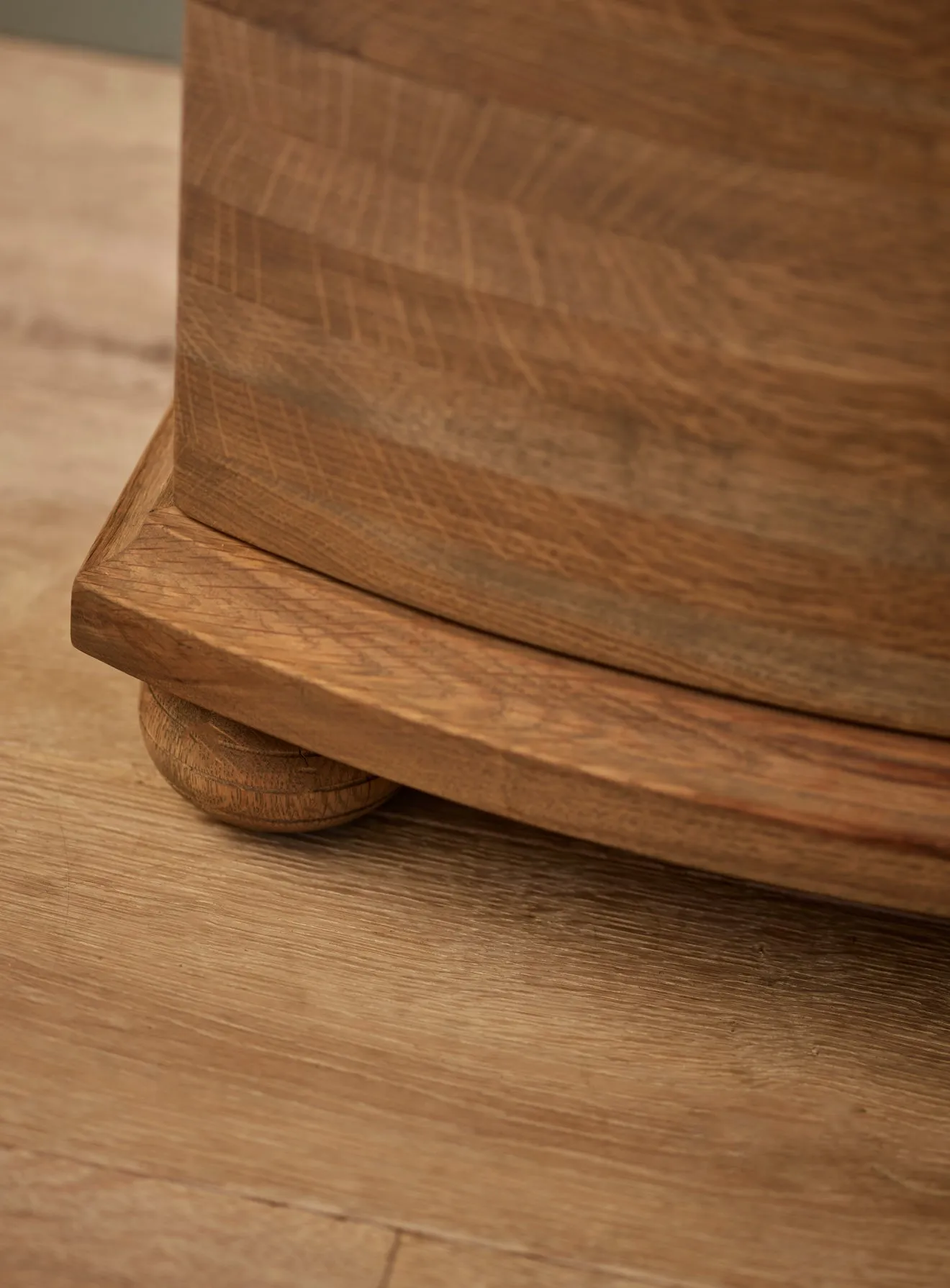 Iris Oak Chest of Drawers