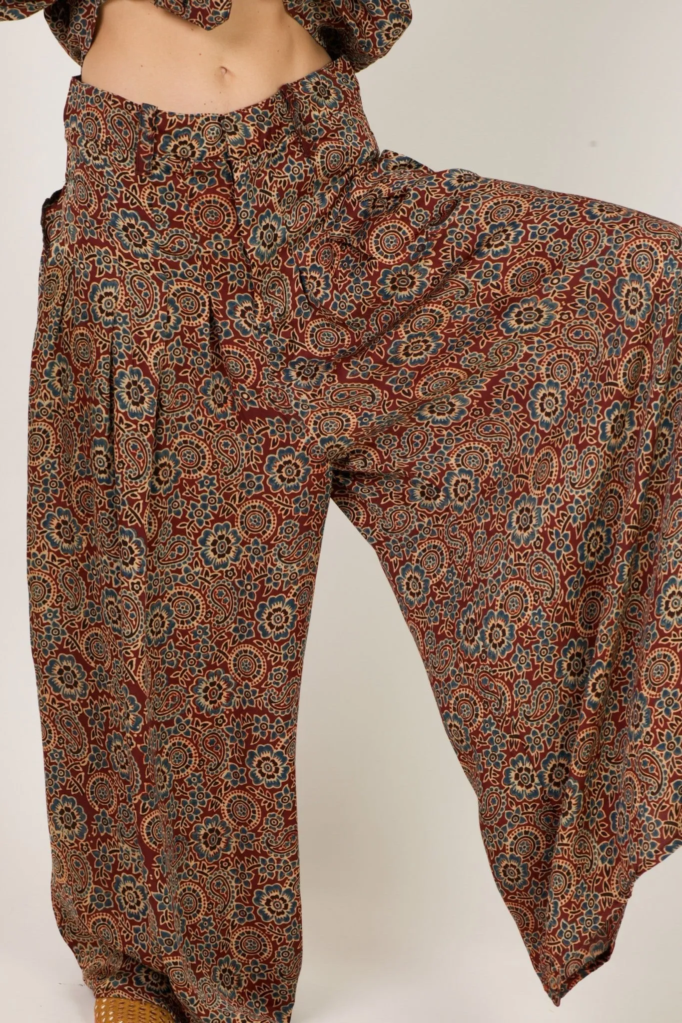 SILK WIDE LEG PANTS AMIRA